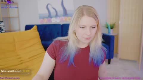 Snapshot of asiri_ocean chatting on May 27, 2026, 2:58 pm Asiri pronounced Ah-siri Please no nicknames 3 online show from May 27, 2026, 2:58 pm