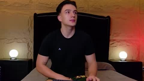 Aslan  online show from April 13, 2026, 3:01 am