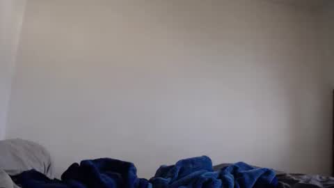 aslanne online show from March 25, 2026, 4:29 am