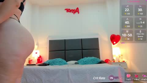  Aslhyn  online show from February 24, 2025, 7:30 pm