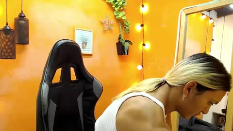 ASLY online show from January 25, 2025, 11:13 am