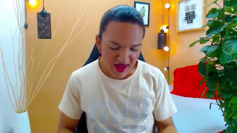 ASLY online show from September 17, 2025, 12:07 pm