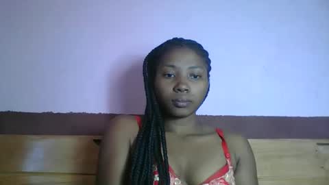 asmiraa online show from March 27, 2026, 9:42 am