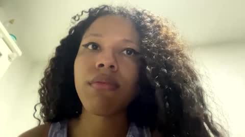 assiavilla1 online show from February 24, 2025, 2:19 am