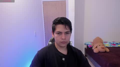 Asta Kuno online show from April 18, 2026, 12:25 am