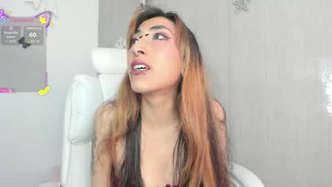 Asterothxznikki online show from April 10, 2026, 4:44 pm