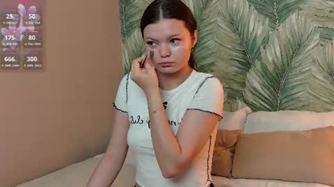 Aster Quinn online show from July 17, 2026, 4:52 am