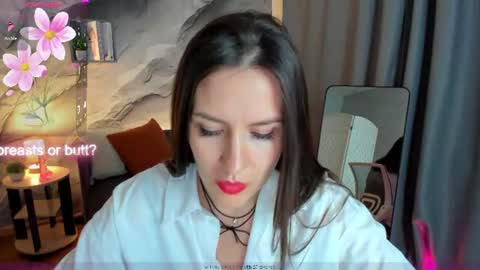 Snapshot of asti_bubbles chatting on June 5, 2026, 6:52 am Asti online show from June 5, 2026, 6:52 am