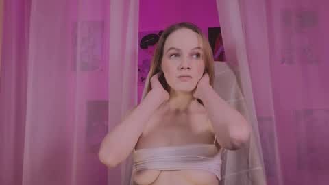 Astra  online show from March 1, 2025, 6:32 pm