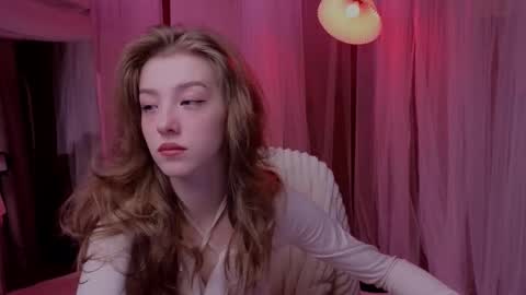 astramist online show from November 17, 2025, 5:35 am