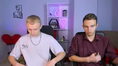 astren online show from November 17, 2025, 6:52 am