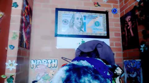 astrid_hauser66 online show from November 21, 2025, 5:22 pm