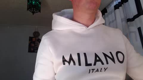 astroguava online show from March 7, 2026, 2:03 pm