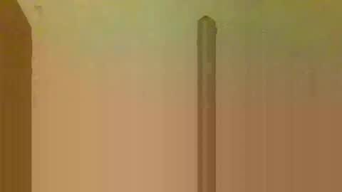 astroluis22mi online show from May 11, 2026, 2:17 am