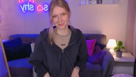 Asya online show from December 22, 2025, 6:21 am