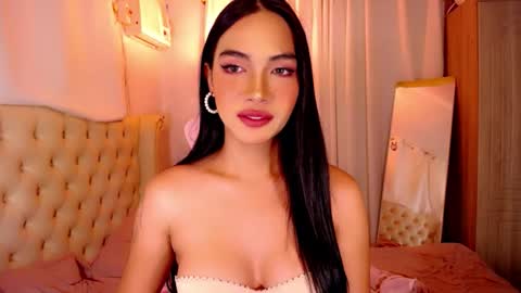 Sam online show from October 8, 2025, 6:05 pm