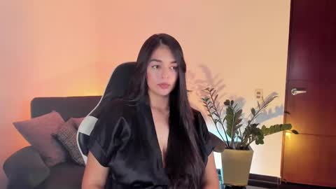 atena676 online show from February 18, 2025, 4:48 am