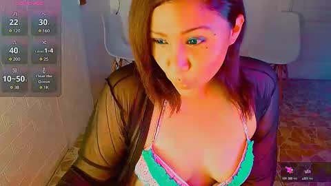 Snapshot of atenas18022 chatting on January 10, 2025, 12:27 am Xixi2024 online show from January 10, 2025, 12:27 am