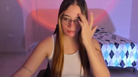 atenas online show from September 20, 2025, 9:43 am