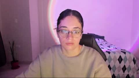 atenas online show from November 21, 2025, 9:30 am