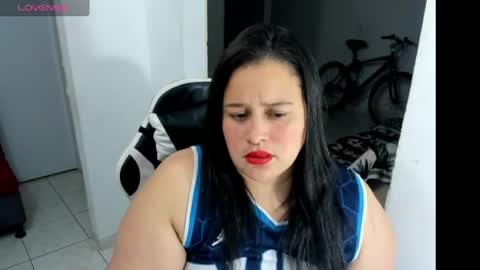 Snapshot of atenea_19_ chatting on April 22, 2026, 4:48 am atenea_19_ online show from April 22, 2026, 4:48 am