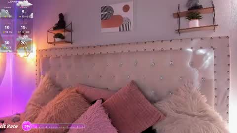 Snapshot of atenea_klett_ chatting on July 16, 2026, 2:34 pm ATENEA online show from July 16, 2026, 2:34 pm