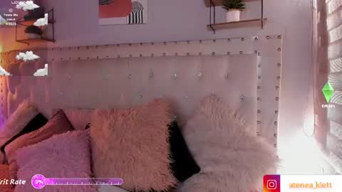 Snapshot of atenea_klett_ chatting on July 21, 2026, 1:46 pm ATENEA online show from July 21, 2026, 1:46 pm