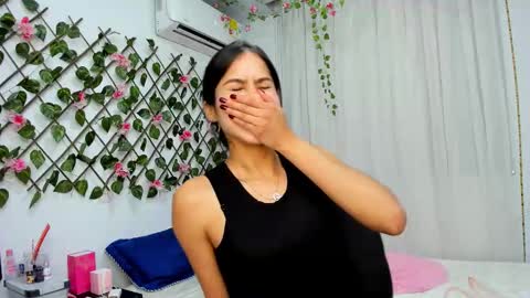 Snapshot of atenea_kros chatting on March 26, 2026, 2:50 am Atenea online show from March 26, 2026, 2:50 am