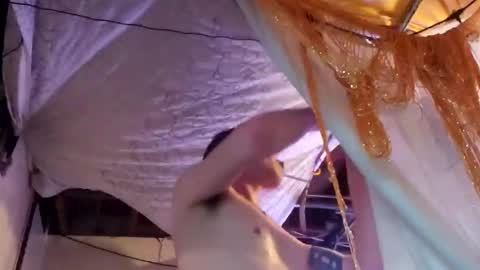 jonnyandrew online show from November 18, 2025, 11:47 am