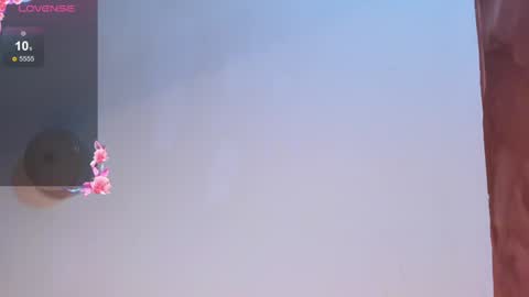 ATENEA MAKRI online show from December 12, 2024, 5:04 pm