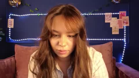 athena_pallada online show from November 17, 2025, 1:33 am