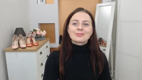 Snapshot of athena_panther chatting on December 12, 2024, 12:22 pm Athena Panther online show from December 12, 2024, 12:22 pm
