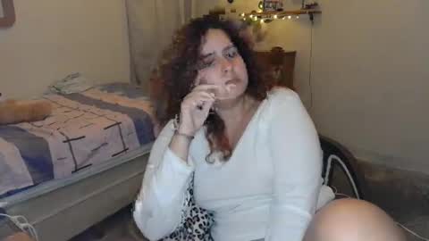 Snapshot of athenasbae chatting on February 17, 2025, 1:58 am Steph online show from February 17, 2025, 1:58 am