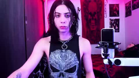 athenauwu online show from December 19, 2025, 6:53 am