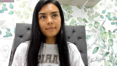 Atilana Diaz online show from January 15, 2025, 3:18 pm