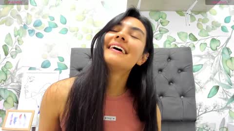 Atilana Diaz online show from February 19, 2025, 5:16 pm