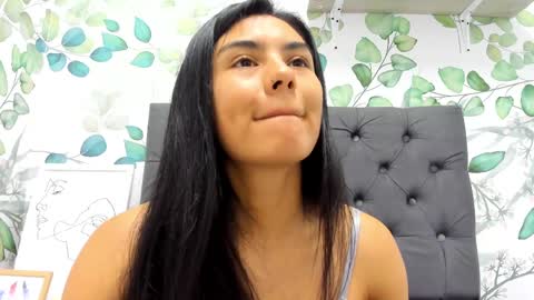 Atilana Diaz online show from March 5, 2025, 8:21 pm