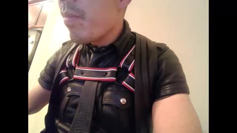 Snapshot of atlleather1 chatting on May 13, 2026, 4:54 am Atlleather1 online show from May 13, 2026, 4:54 am