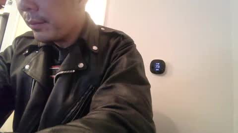 Snapshot of atlleather1 chatting on May 17, 2026, 4:14 pm Atlleather1 online show from May 17, 2026, 4:14 pm