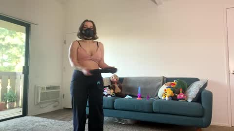 atomicfemboy02 online show from January 8, 2025, 10:48 pm