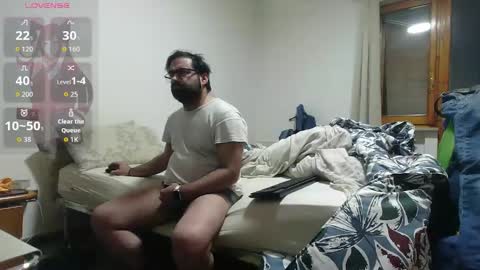 Snapshot of attila85 chatting on April 16, 2026, 12:44 am Bleakw85 online show from April 16, 2026, 12:44 am