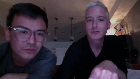 Snapshot of atwandagp chatting on April 6, 2026, 5:52 am Thomas and Garret online show from April 6, 2026, 5:52 am