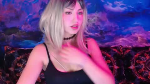 Aubrey online show from December 16, 2025, 9:09 pm