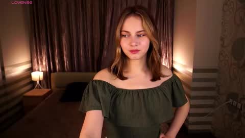 Jolyn online show from October 20, 2025, 6:25 am