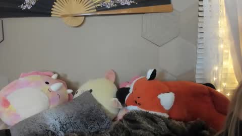 AudreyAlien online show from November 23, 2025, 4:23 am