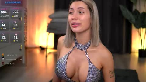 Snapshot of audreyzanne chatting on January 5, 2026, 5:27 pm Isabella online show from January 5, 2026, 5:27 pm