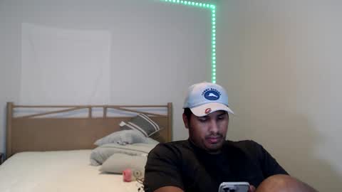 Snapshot of audrinaandmauricio2419 chatting on January 29, 2025, 1:37 am AudriMauri online show from January 29, 2025, 1:37 am
