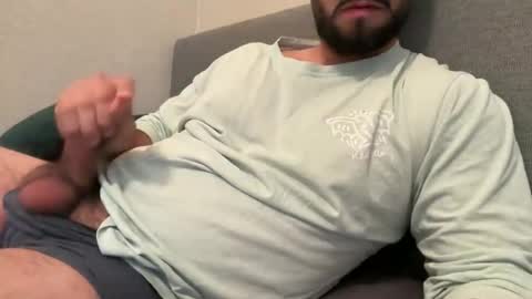 AugustLoad online show from November 3, 2025, 1:34 pm