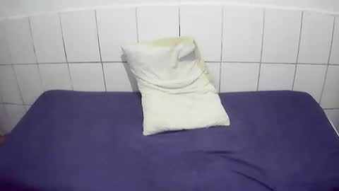 Snapshot of augustopierdona26 chatting on May 17, 2026, 11:01 pm cesar augusto online show from May 17, 2026, 11:01 pm