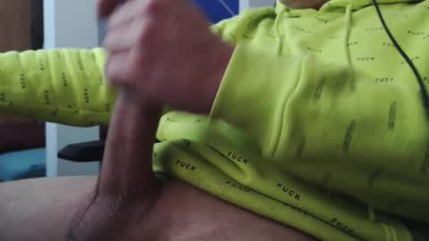 auilein online show from April 14, 2026, 4:57 pm